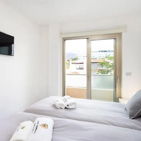 Marina Caleta, La Caleta Apartmán Costa Adeje (Tenerife)