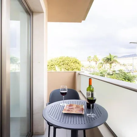 Marina Caleta, La Caleta *