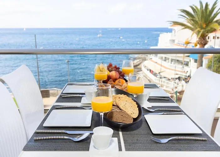 Modern With Sea Views And Terrace La Caleta Apartment